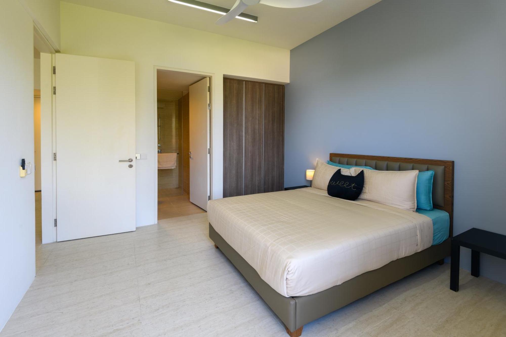 By The Sea Beach Front Apartment บาตูเฟอริงกี ภายนอก รูปภาพ