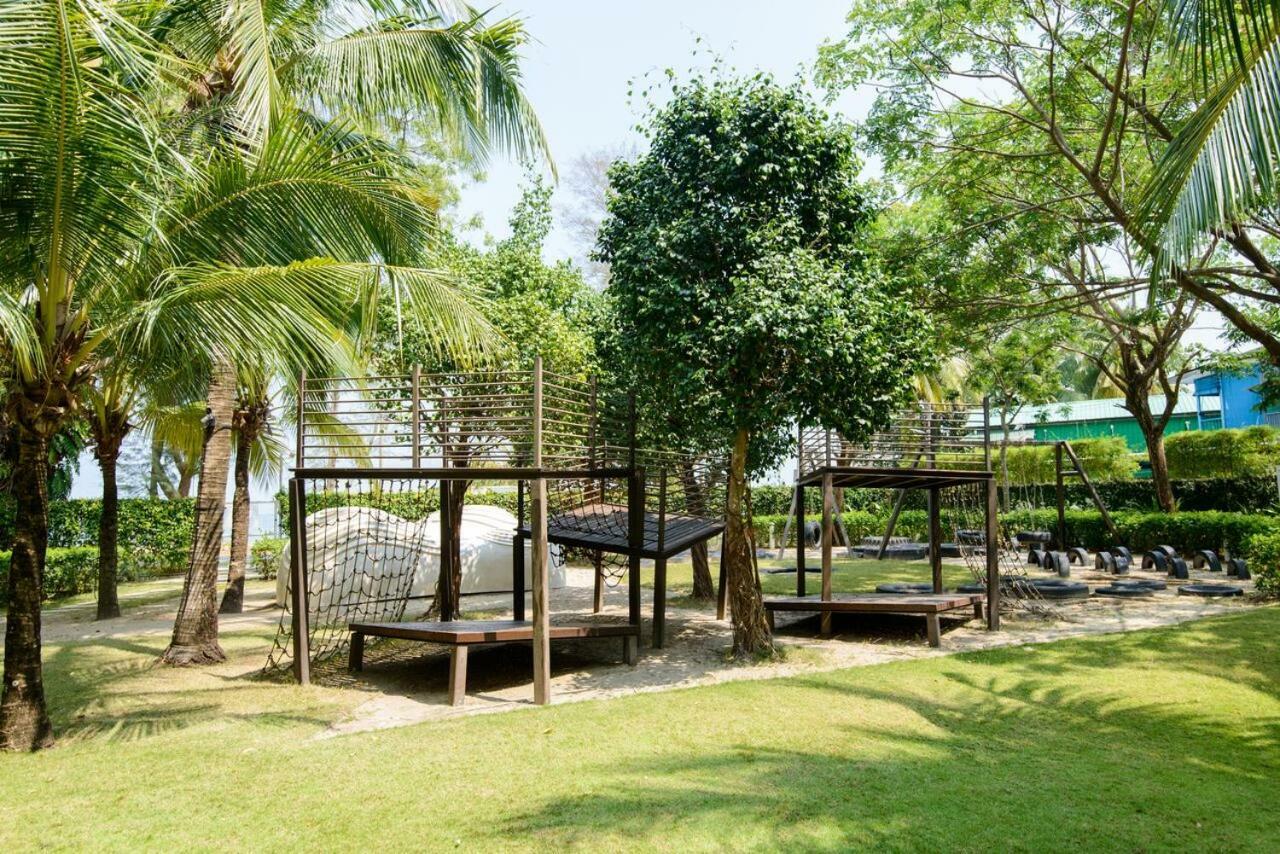 By The Sea Beach Front Apartment บาตูเฟอริงกี ภายนอก รูปภาพ
